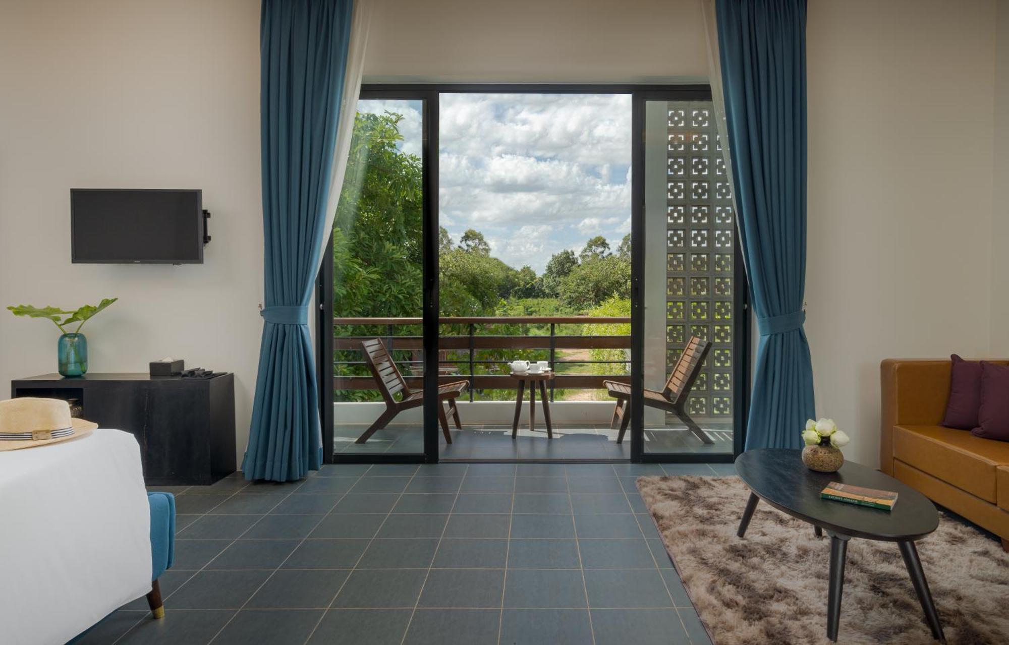 Eightfold Urban Resort Siem Reap Camera foto Deluxe Room with private balcony